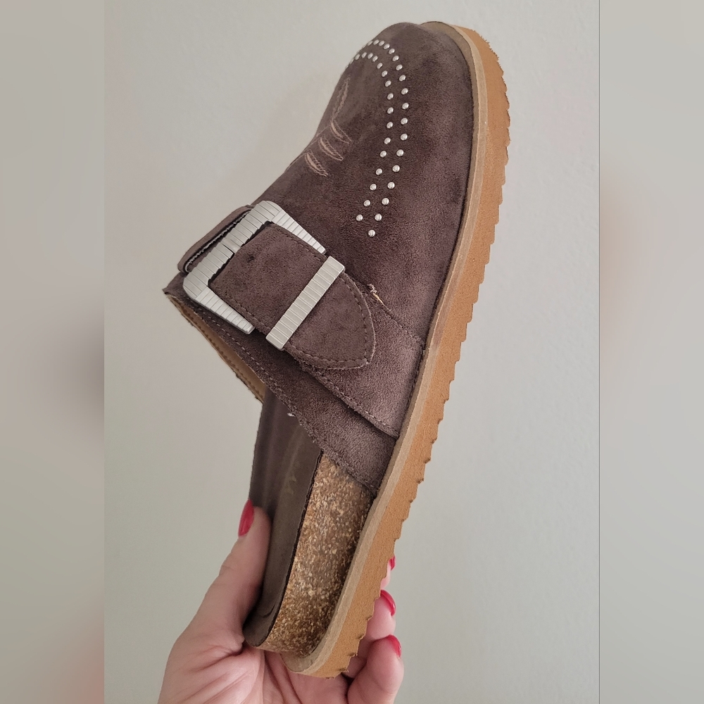 Buckle Detail Brown Mules Shoes BRAND NEW WITH BOX - Picture 4 of 8